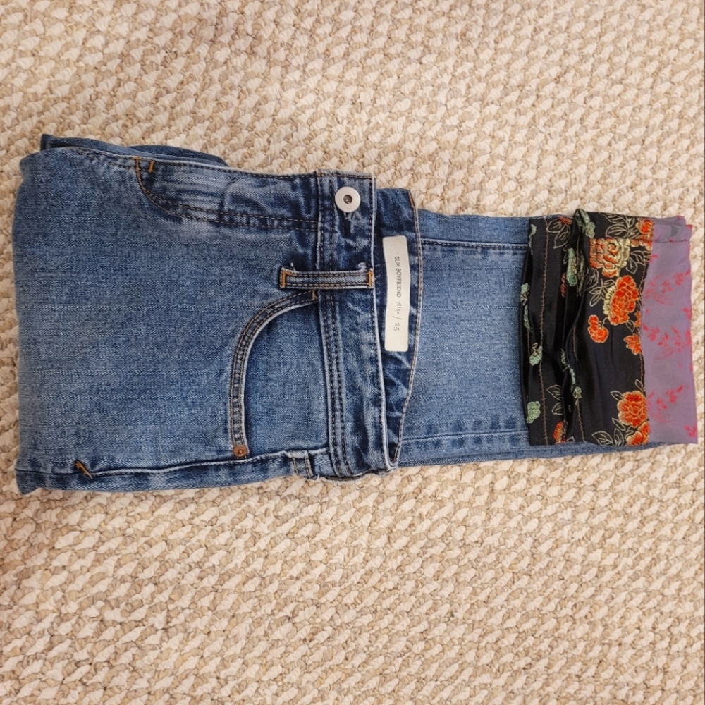 unique boyfriend cut jeans